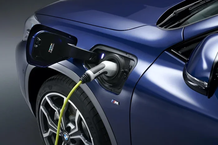 Does Charge Mode Use More Gas Than Regular Driving